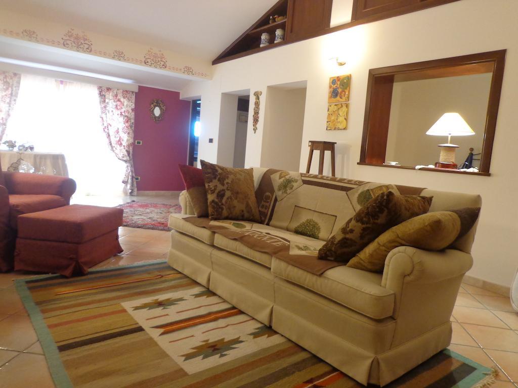 Vacanze Al Mare Patrizia'S Sweet Home Terme Vigliatore Phòng bức ảnh